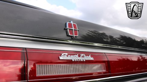 Used 1986 Lincoln Town Car image 25
