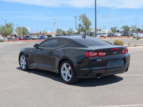Used 2019 Chevrolet Camaro LT w/ Technology Package image 3