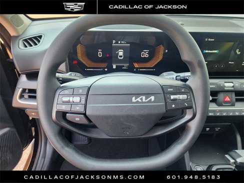 Used 2025 Kia K4 LXS image 16