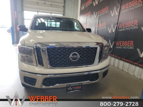 Used 2017 Nissan Titan SV w/ All Weather Package (L93) image 3