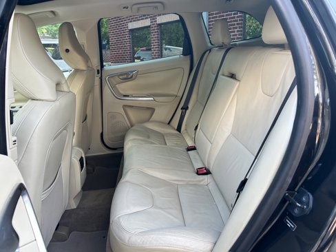 Used 2013 Volvo XC60 3.2 image 30