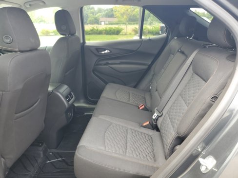 Used 2019 Chevrolet Equinox LT w/ Driver Convenience Package image 31