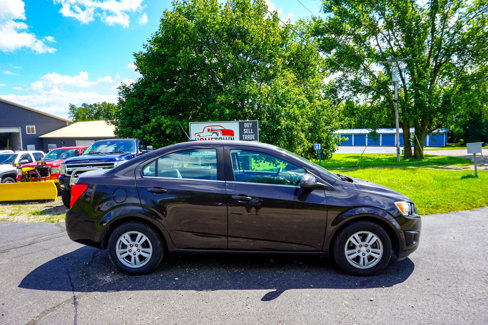 Used 2014 Chevrolet Sonic LT image 2