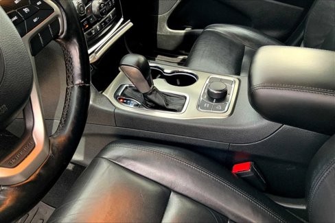 Used 2020 Jeep Grand Cherokee Limited image 16