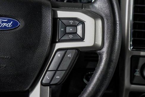 Used 2018 Ford F150 Lariat w/ Equipment Group 502A Luxury image 18
