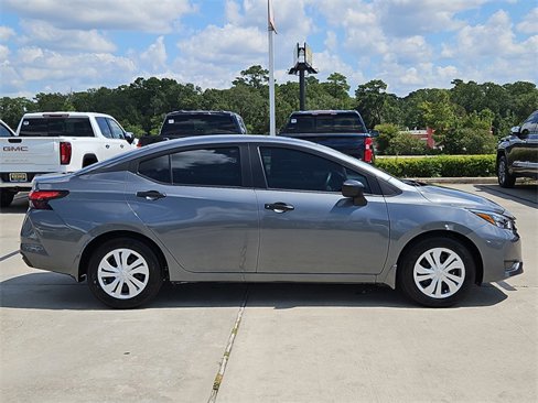Used 2025 Nissan Versa S w/ Trunk Package image 9