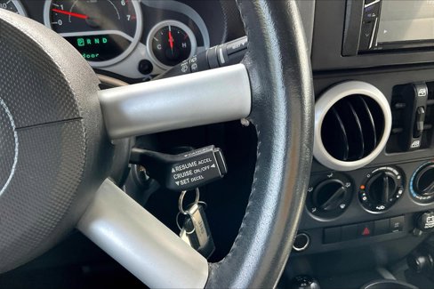 Used 2008 Jeep Wrangler Unlimited Sahara w/ Trailer Tow Group image 24