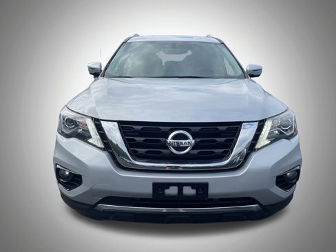 Used 2020 Nissan Pathfinder SV image 4