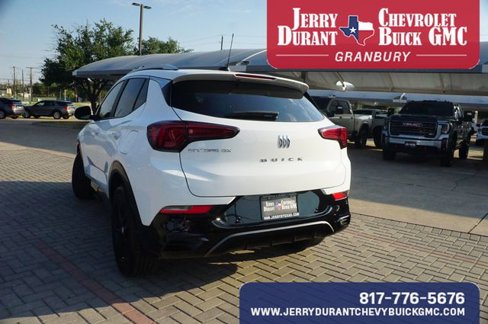 Used 2025 Buick Encore GX Sport Touring w/ Advanced Technology Package image 6