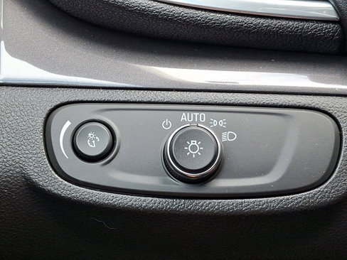 Certified 2022 Buick Encore Preferred image 22