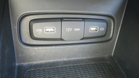 Certified 2022 Hyundai Venue Limited image 16