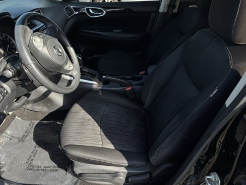 Used 2017 Nissan Sentra SV image 4