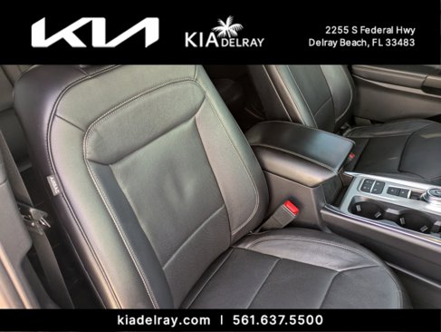 Used 2020 Ford Explorer Limited image 36