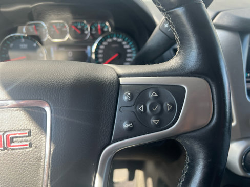 Used 2017 GMC Yukon SLT image 36