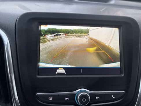 Used 2019 Chevrolet Equinox LT w/ Driver Convenience Package image 13