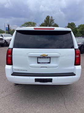 Used 2018 Chevrolet Suburban LT w/ LT Signature Package image 4