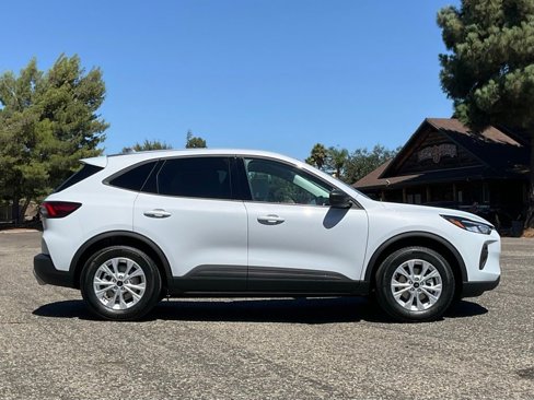 New 2025 Ford Escape Active image 7
