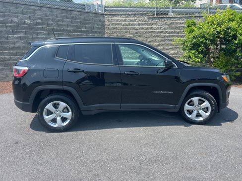 Used 2019 Jeep Compass Latitude w/ Popular Equipment Group image 7