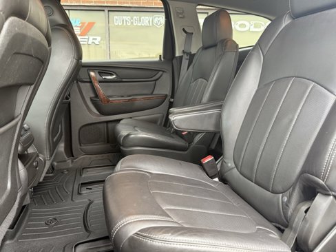 Used 2014 Chevrolet Traverse LTZ image 18