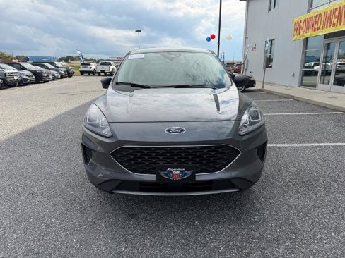 Certified 2022 Ford Escape SE w/ Convenience Package image 3