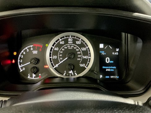 Used 2022 Toyota Corolla LE image 25