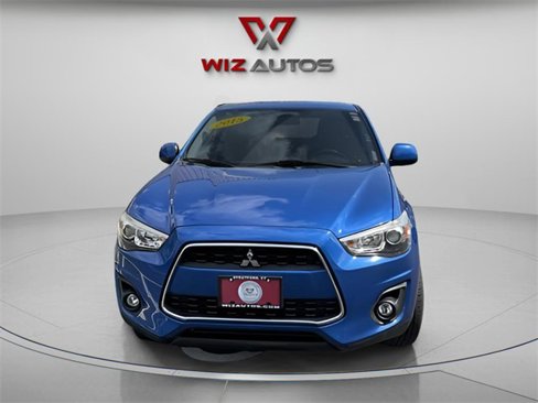 Used 2015 Mitsubishi Outlander Sport ES image 2