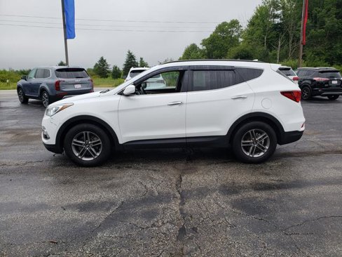 Used 2017 Hyundai Santa Fe Sport image 4