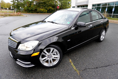 Used 2012 Mercedes-Benz C 250 Sedan image 3