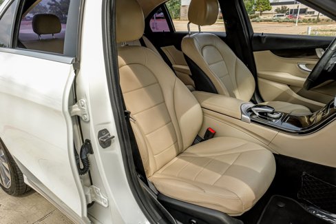 Used 2018 Mercedes-Benz C 300 Sedan w/ Multimedia Package image 33