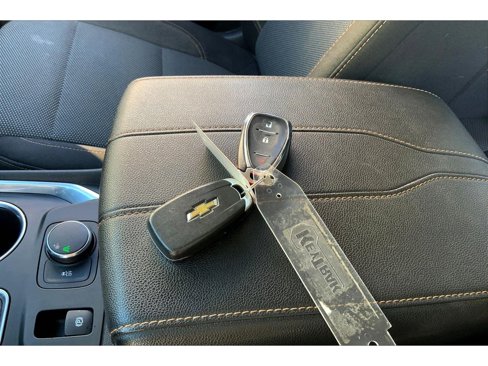 Used 2020 Chevrolet Traverse LS image 12