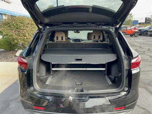 Used 2020 Chevrolet Blazer Premier w/ Driver Confidence II Package image 10
