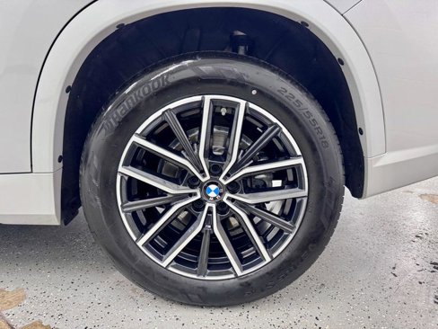 Used 2025 BMW X1 xDrive28i image 42