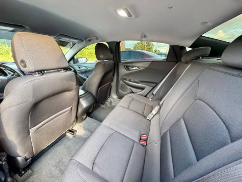 Used 2020 Chevrolet Malibu RS image 9