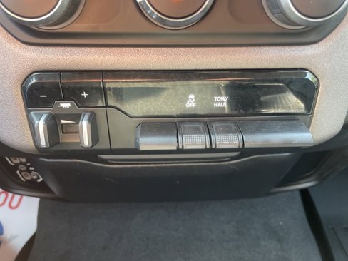 Used 2019 RAM 1500 Tradesman image 34