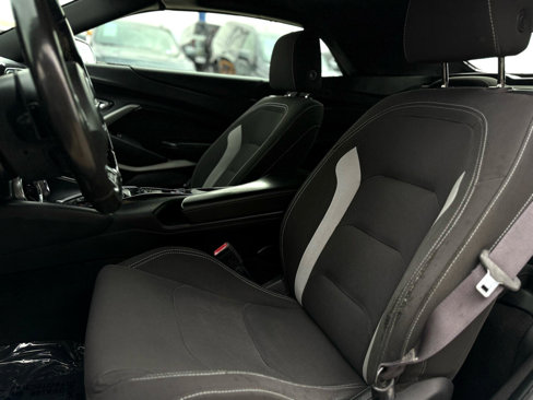 Used 2017 Chevrolet Camaro LT w/ RS Package image 10