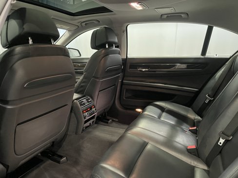 Used 2015 BMW 740Ld xDrive image 24