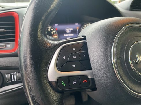 Certified 2016 Jeep Renegade Trailhawk image 22