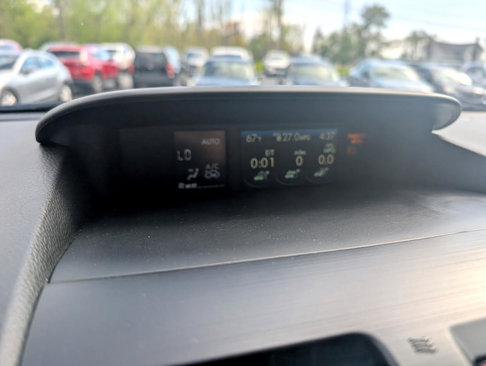 Used 2015 Subaru Forester 2.5i Touring w/ Eyesight & Navigation System image 25