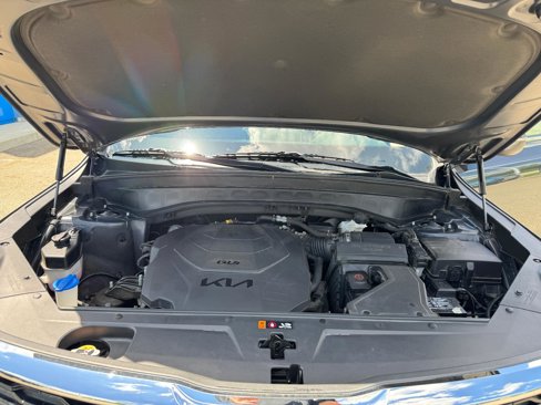 Used 2022 Kia Telluride LX image 28