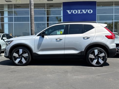 Certified 2023 Volvo XC40 Recharge Ultimate image 2