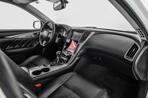 Used 2016 INFINITI Q50 3.0t Premium w/ 3.0T Premium Plus Package image 12
