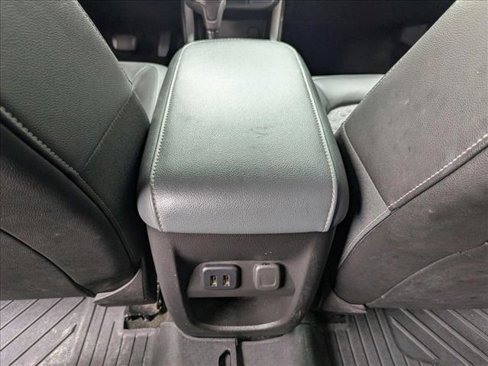 Used 2017 Chevrolet Colorado Z71 image 17