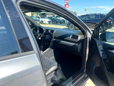 Used 2012 Volkswagen GTI 4-Door image 29