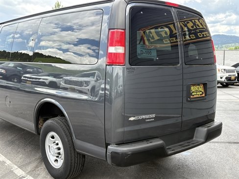 Used 2016 Chevrolet Express 2500 LS image 12