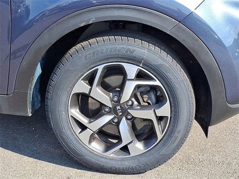 Used 2020 Kia Sportage LX image 8