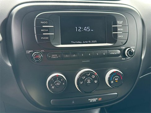 Used 2017 Kia Soul image 22