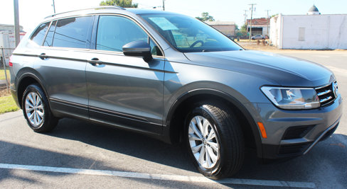 Used 2018 Volkswagen Tiguan S image 15
