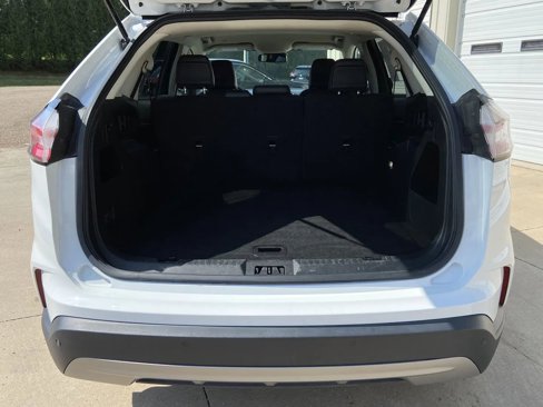 Used 2022 Ford Edge SEL image 24