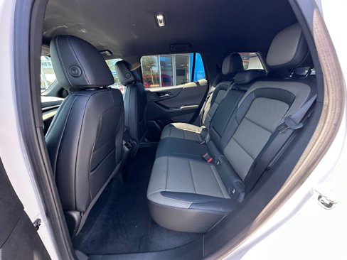 New 2026 Chevrolet Equinox LT w/ Convenience Package II image 24