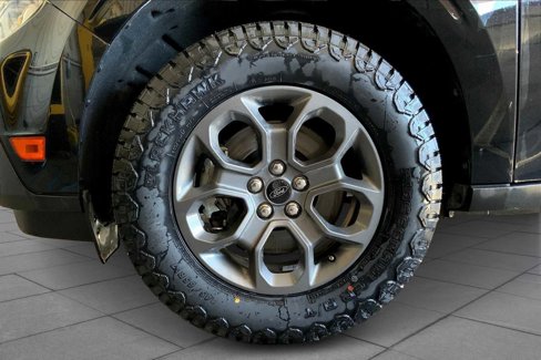 Certified 2022 Ford Maverick XLT image 10